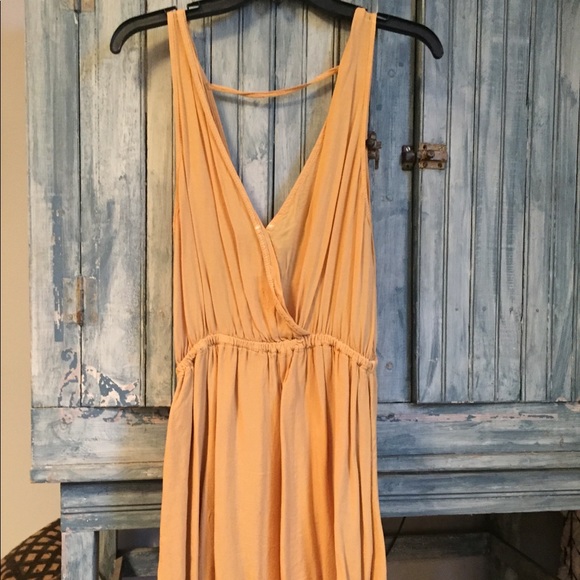 Yellow dress - Picture 3 of 4